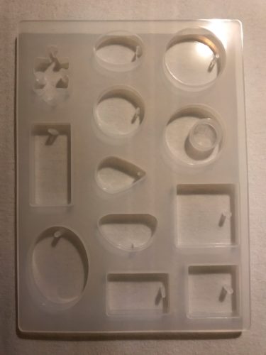 Resin Pendant Mold |12 Shapes Silicone Casting Mold For Epoxy Resin photo review